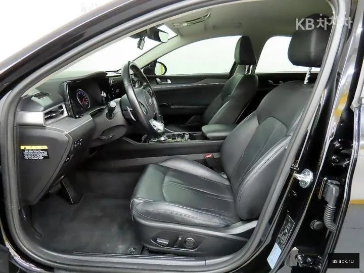 Kia K5 5