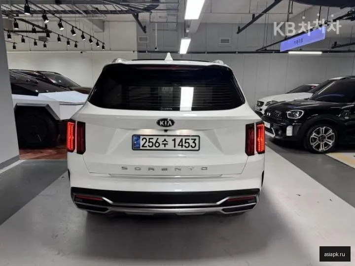 Kia Sorento 4