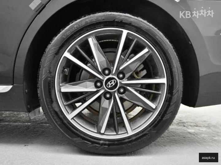 Hyundai Grandeur 5