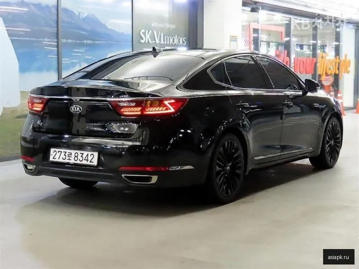 Kia K7 4