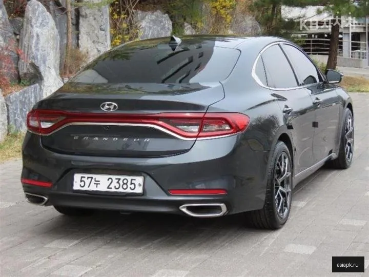 Hyundai Grandeur 3