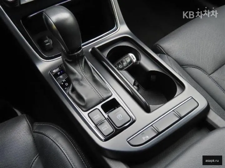 Hyundai Grandeur 6