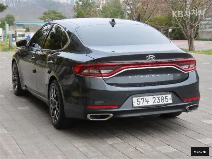 Hyundai Grandeur 4