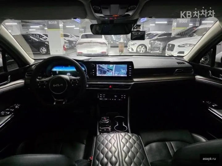 Kia K5 5