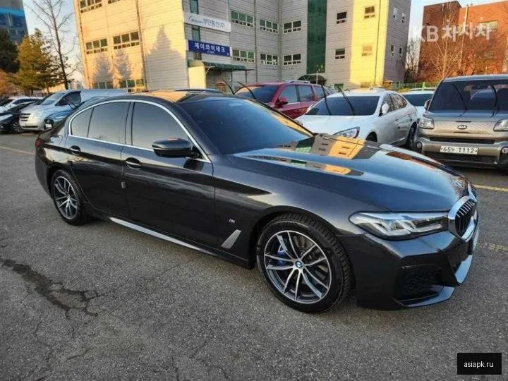 BMW 5-Series 6