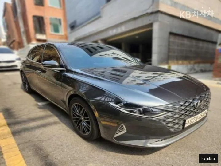 Hyundai Grandeur 3
