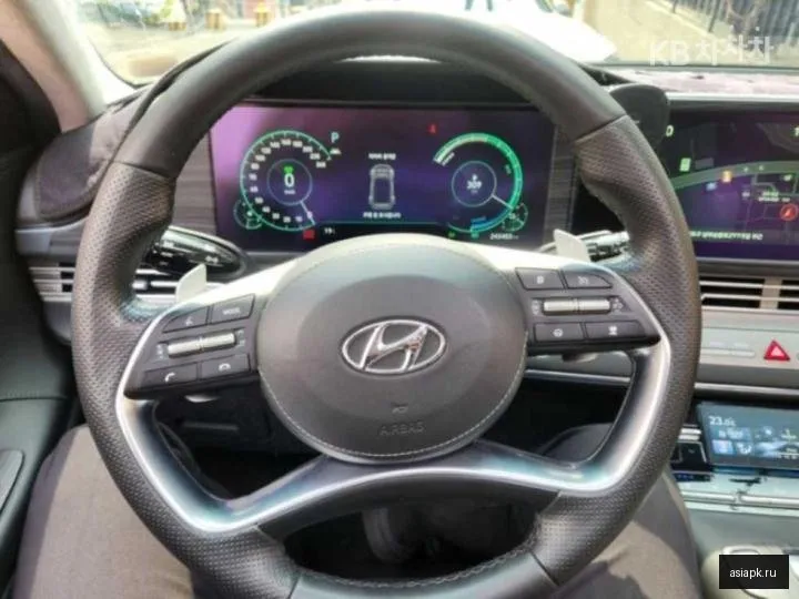 Hyundai Grandeur 6