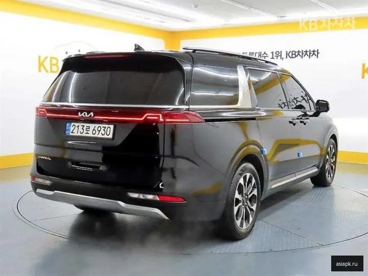 Kia Carnival 4