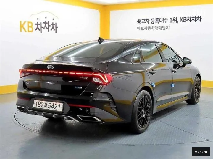 Kia K5 4