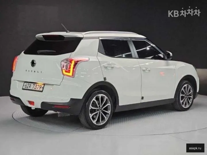 SsangYong Tivoli 5