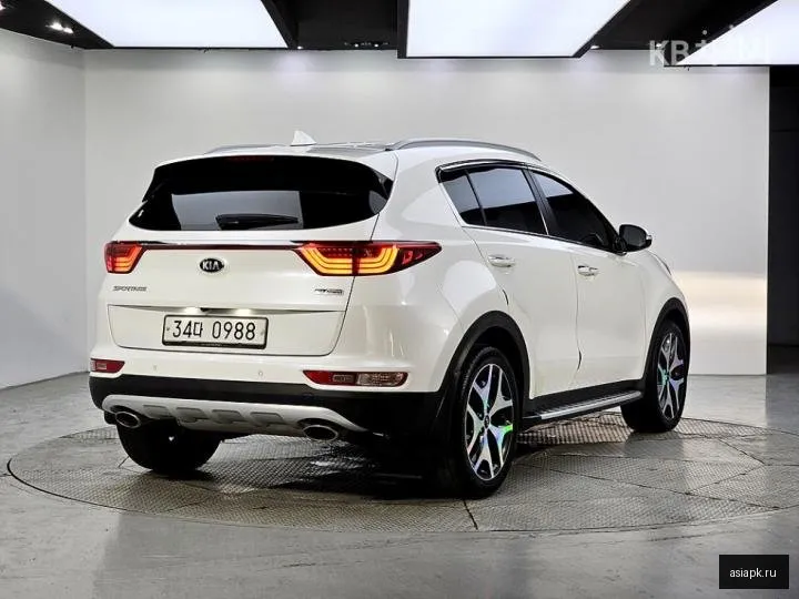 Kia Sportage 4