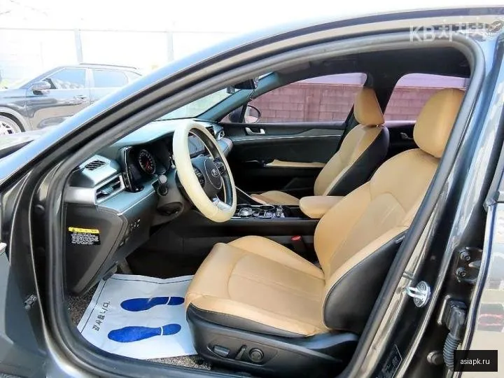 Kia K5 5