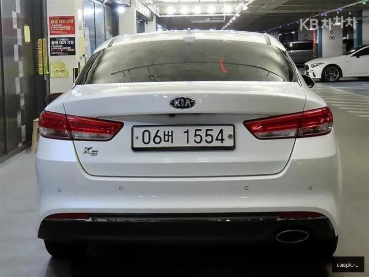 Kia K5 5