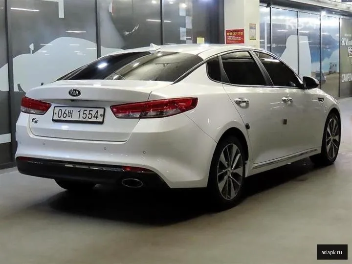 Kia K5 4