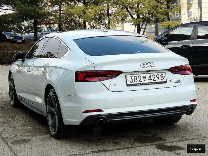 Audi A5 3