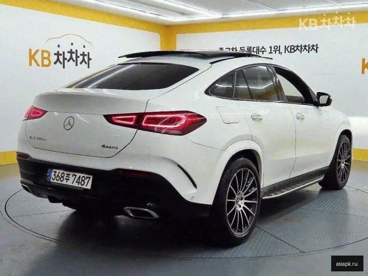 Mercedes-Benz GLE-Class 4