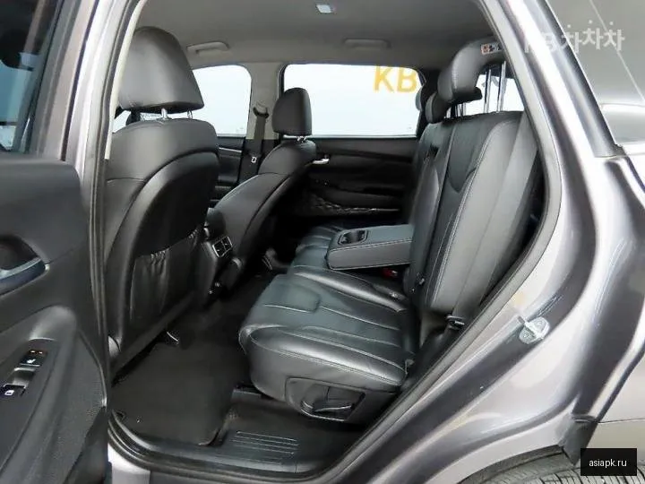 Hyundai Santa Fe 6