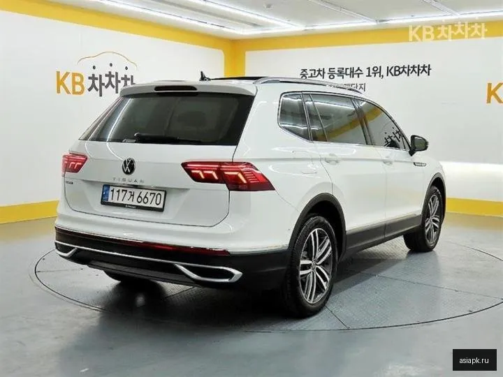 Volkswagen Tiguan 4