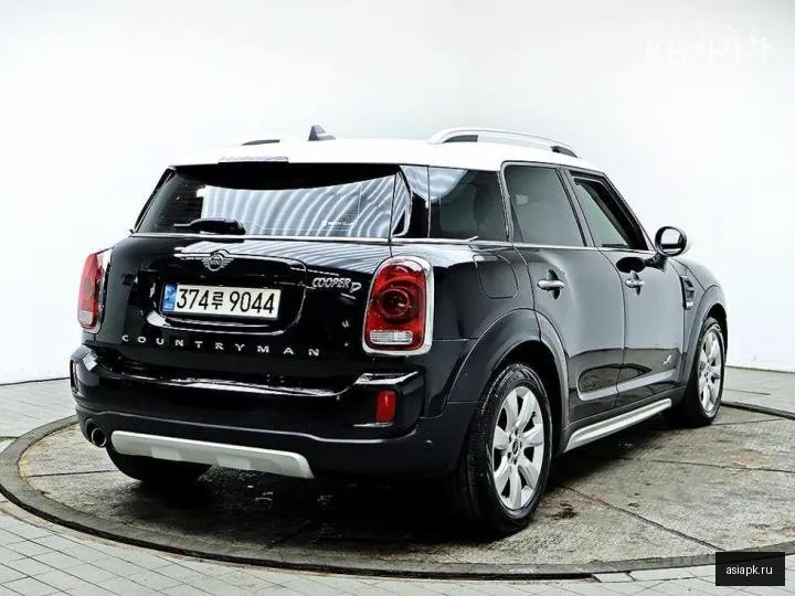 MINI Countryman 4