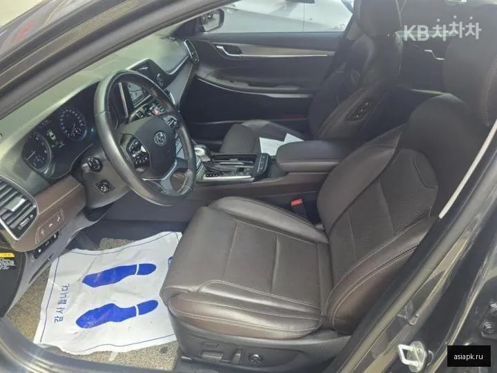 Hyundai Grandeur 5