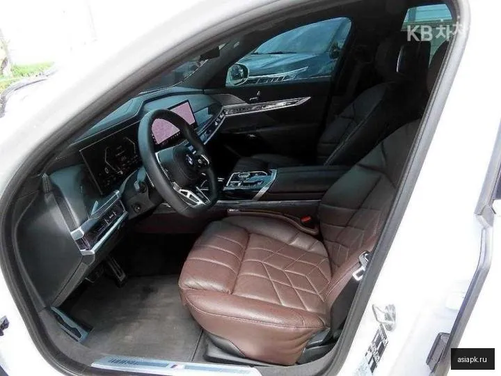 BMW 7-Series 5