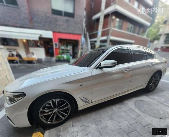 BMW 5-Series 2