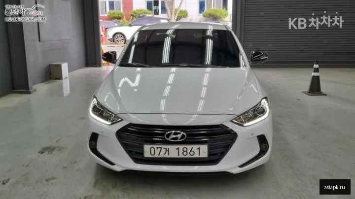 Hyundai Avante 3