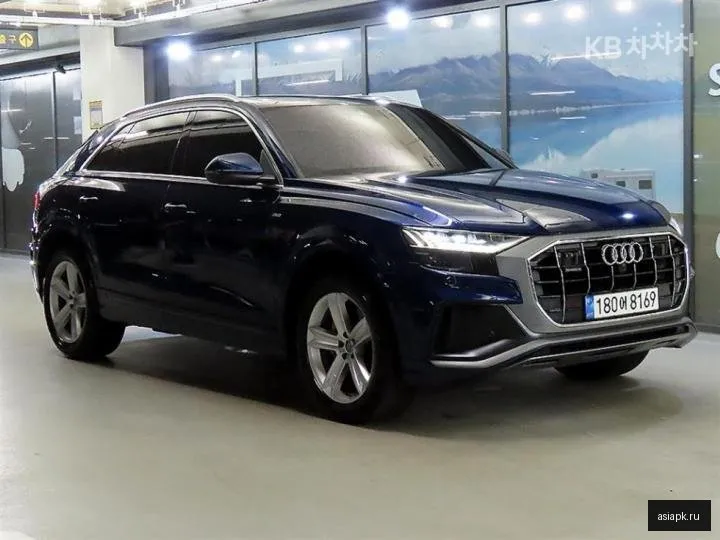 Audi Q8