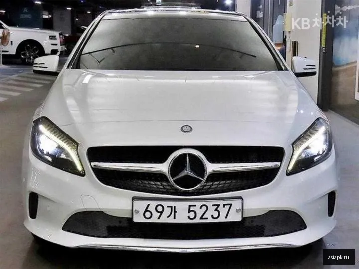 Mercedes-Benz A-Class 2