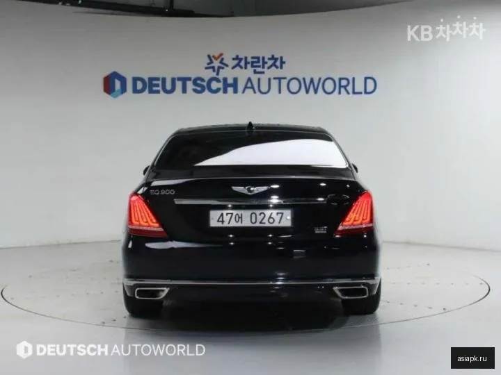Genesis G90 4
