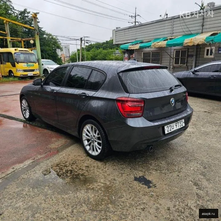 BMW 1-Series 4
