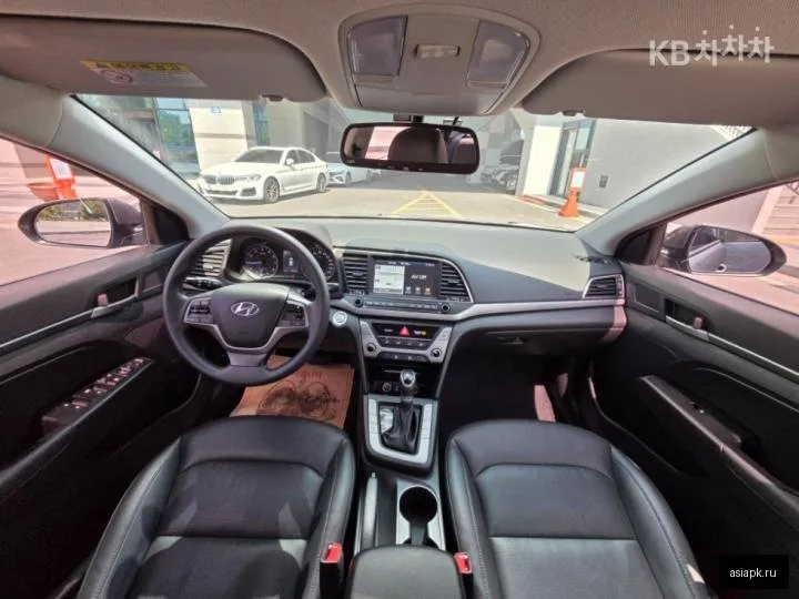 Hyundai Avante 5