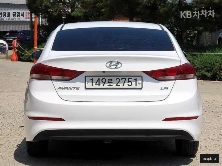 Hyundai Avante 4