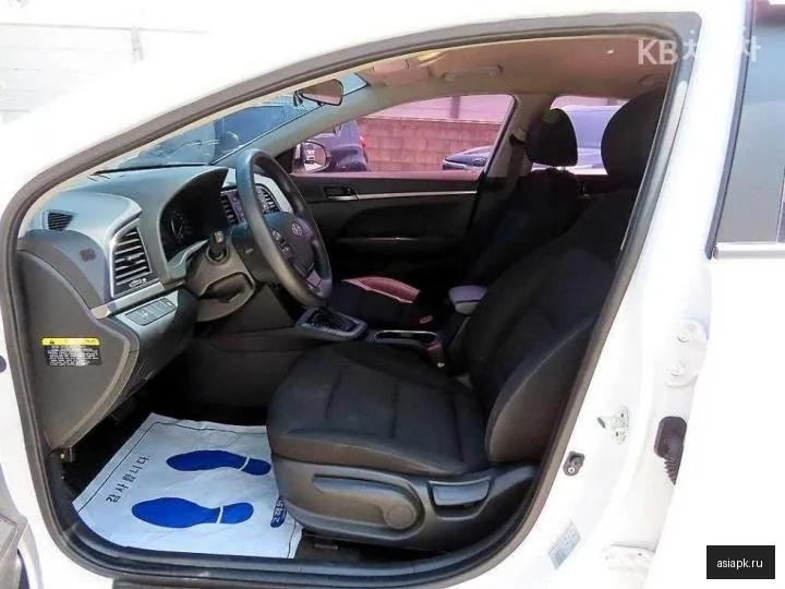 Hyundai Avante 5