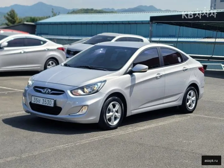Hyundai Accent 2