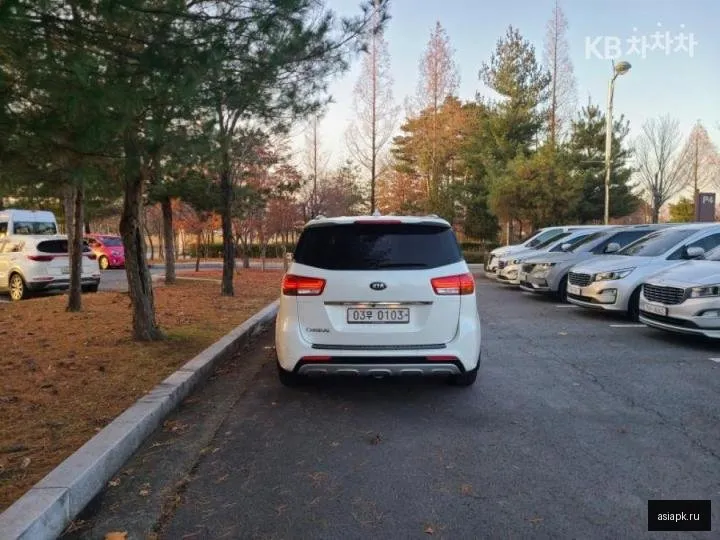 Kia Carnival 3