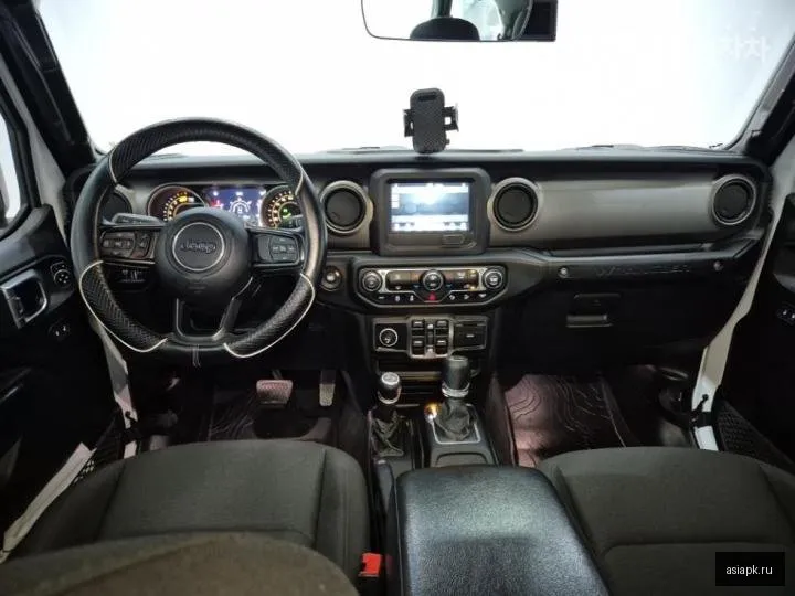Jeep Wrangler 5