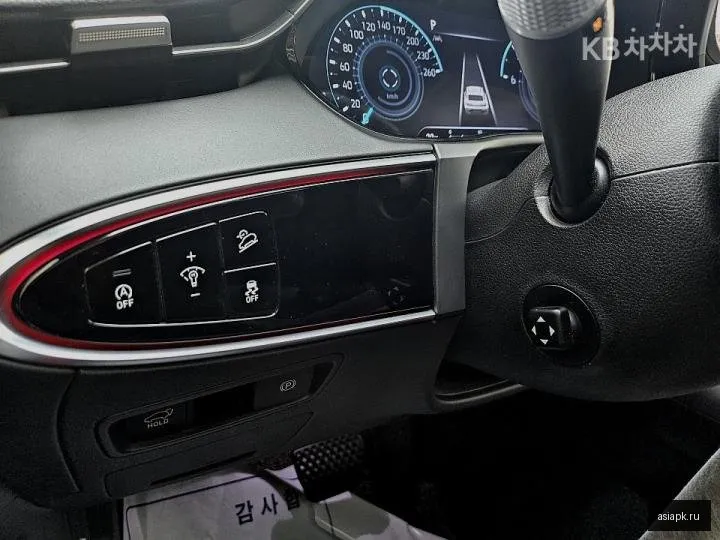 Genesis GV70 6