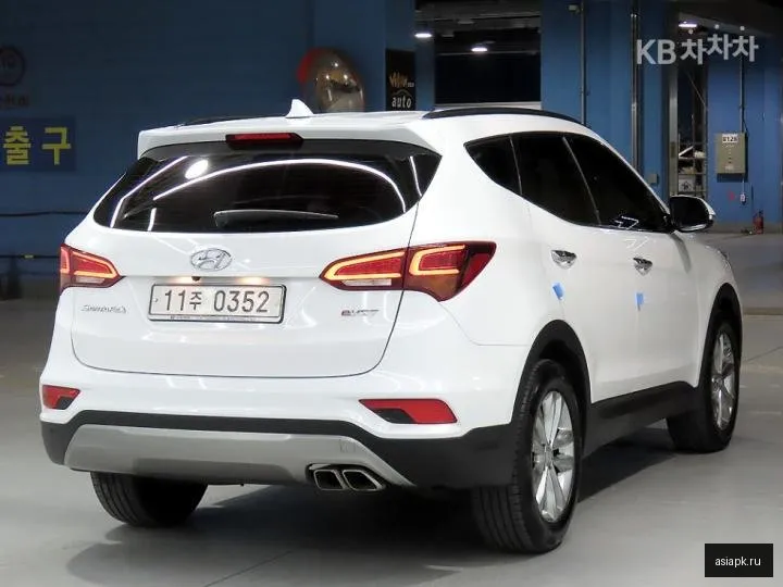 Hyundai Santa Fe 4