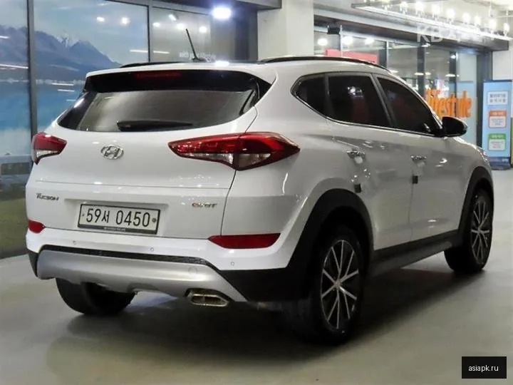 Hyundai Tucson 4