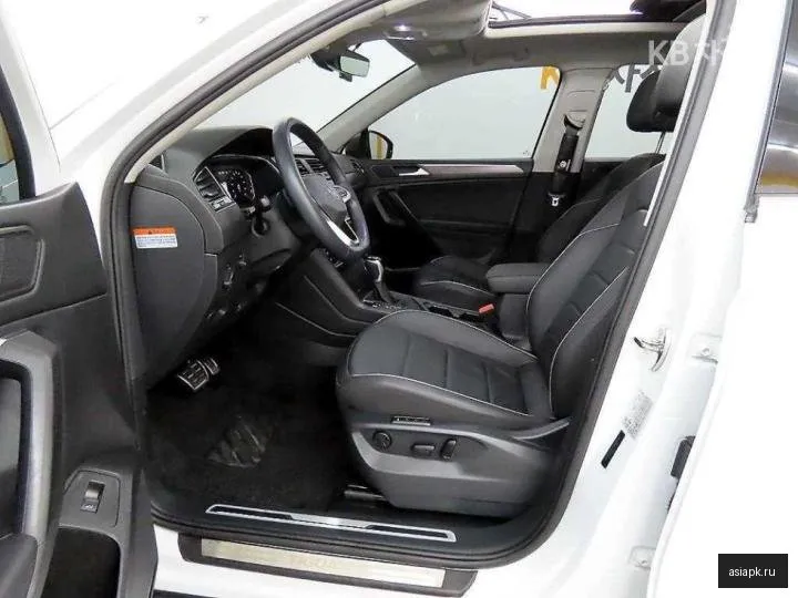 Volkswagen Tiguan 5