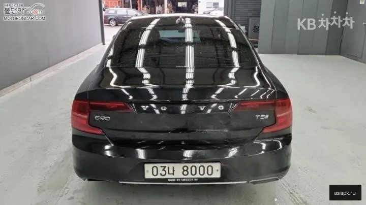 Volvo S90 4