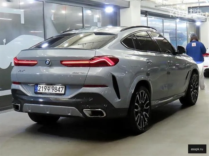BMW X6 4