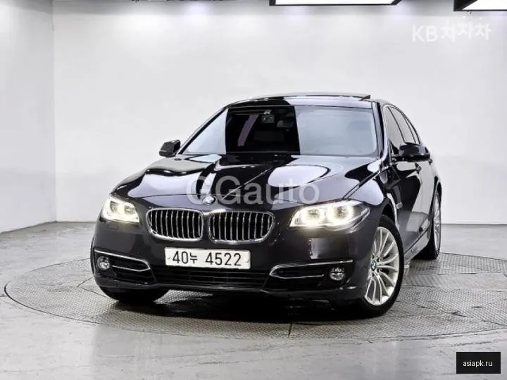 BMW 5-Series 2