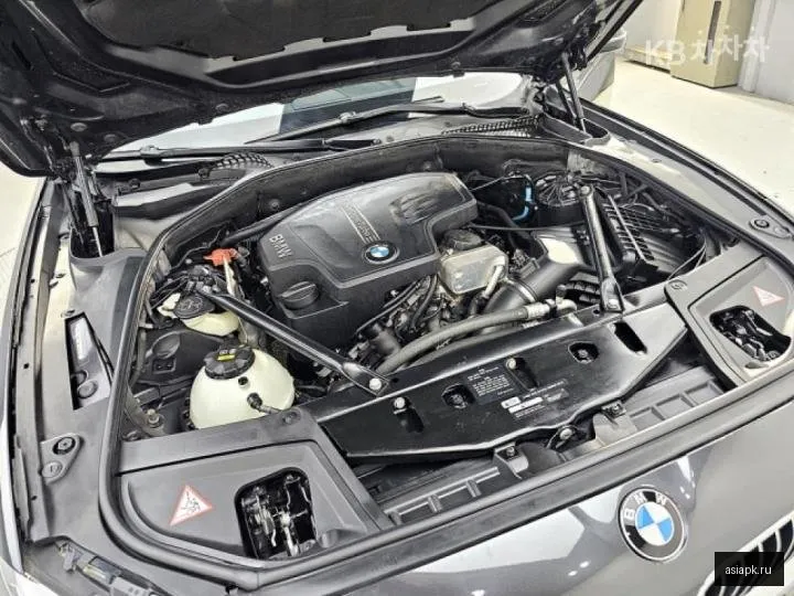 BMW 5-Series 6
