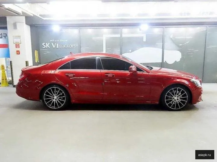 Mercedes-Benz CLS-Class 3
