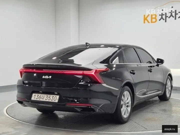 Kia K8 4