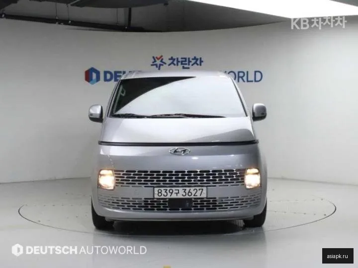 Hyundai Staria 3