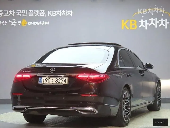Mercedes-Benz S-Class 2