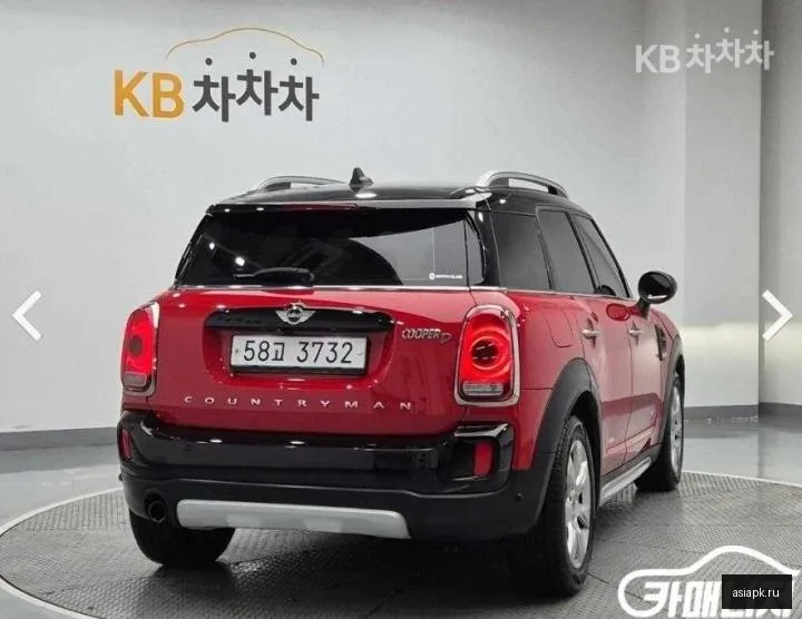 MINI Countryman 4